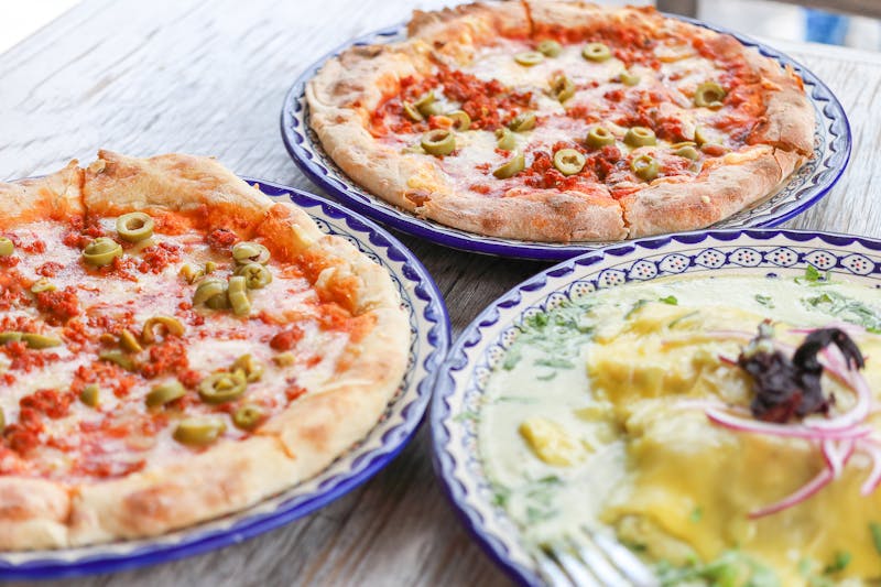 Classic cheese pizza at dewey's pizza
